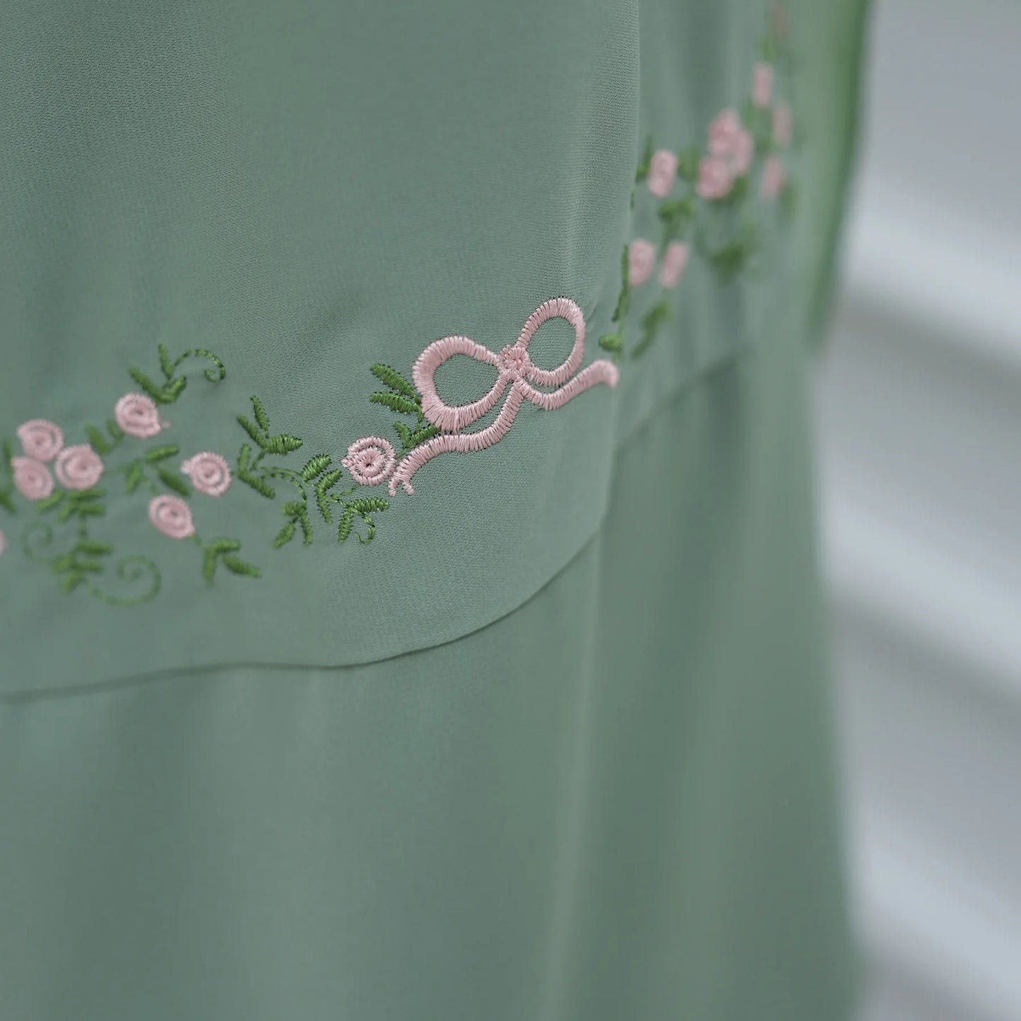 Luxurious Floral Embroidery Hijab Dress for Muslim Women Elegant Dubai Modest Abaya Eid Islam Party Jalabiya Turkey Kaftan Robe