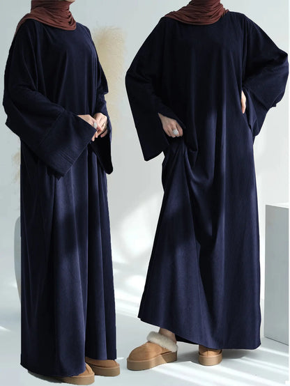 2025 Hot Sells Muslim Winter Abaya with Cuff Slits Middle East Style for Saudi Qatar Ramadan Celebrations and Chilly Season Wear